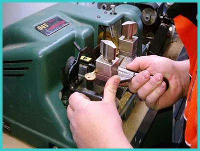 Advanced Locksmith Service Mechanicsvlle, VA 804-596-3257 - 18-key-making